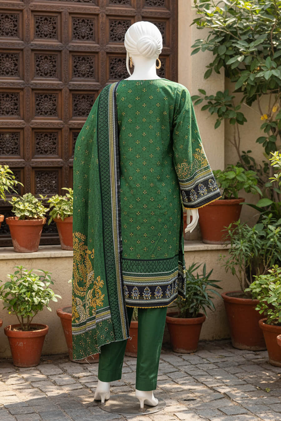 Forest Evergreen Allure