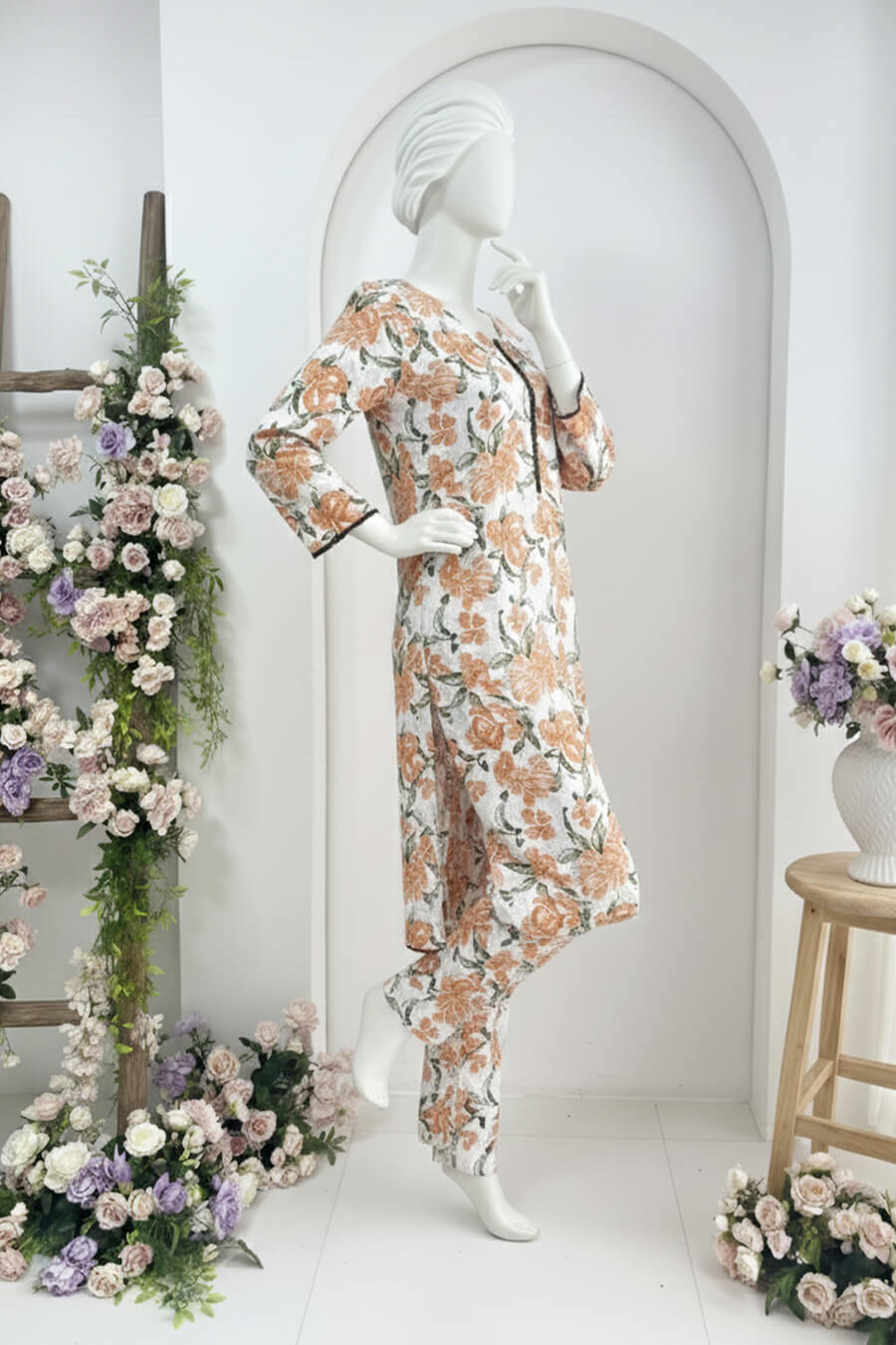 Peach Ivory Bloom