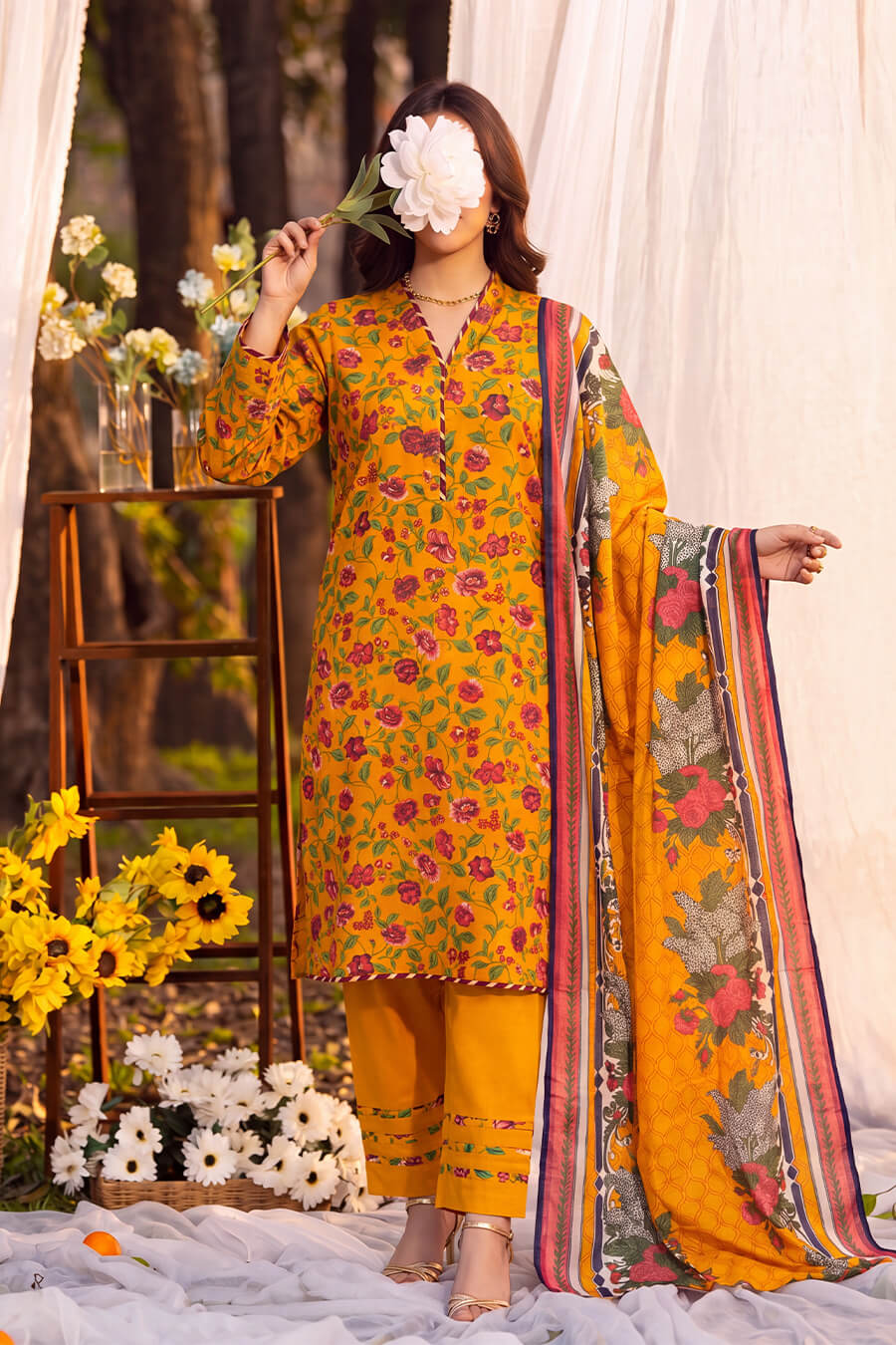 Saffron Radiance