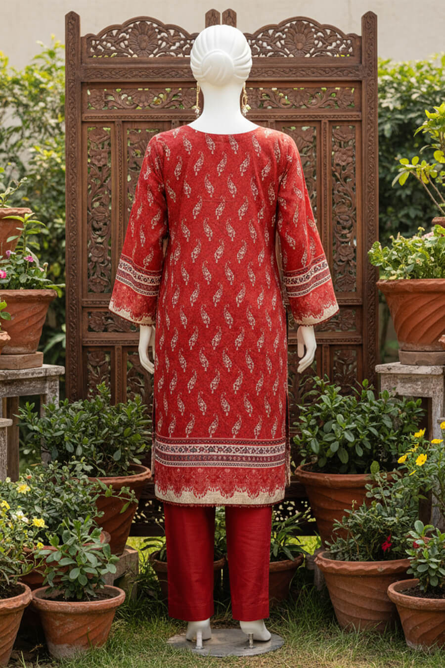 Scarlet Luxe Bloom